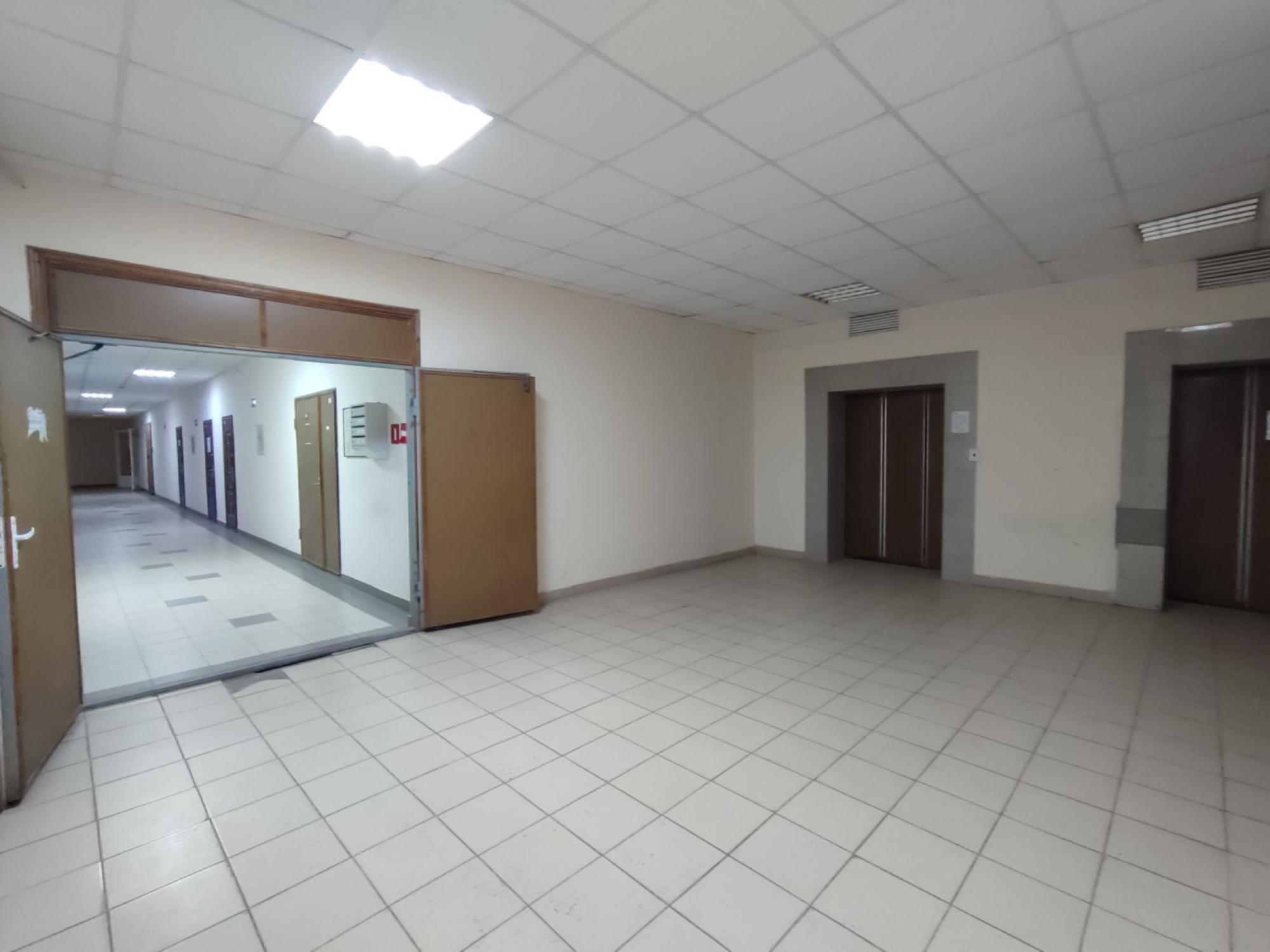 Купить офис, помещение под офис за 66 350 000 рублей на ул Чернореченская, 21