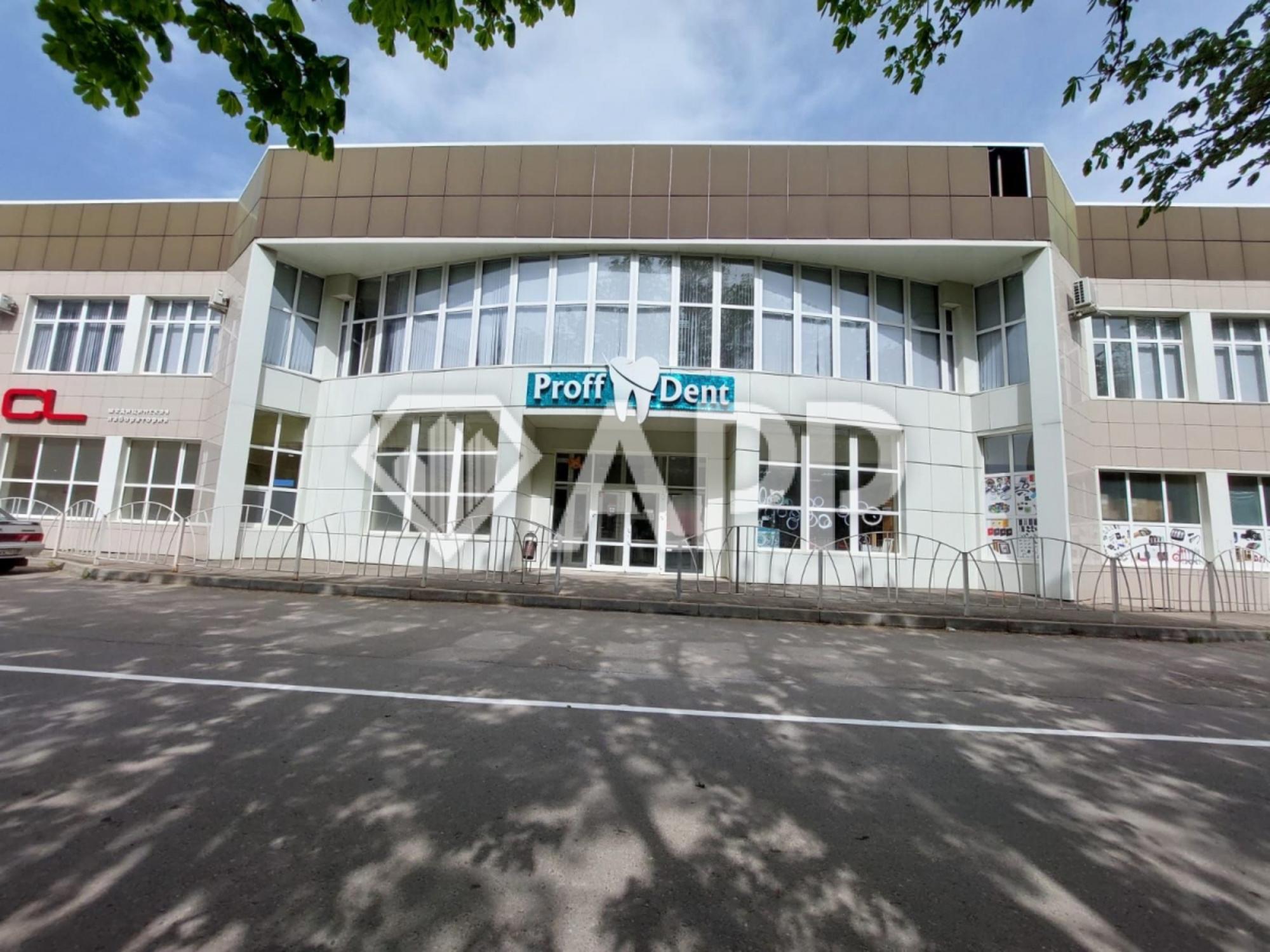 Купить офис, помещение под офис за 61 920 000 рублей на ул Железнодорожная, 53А