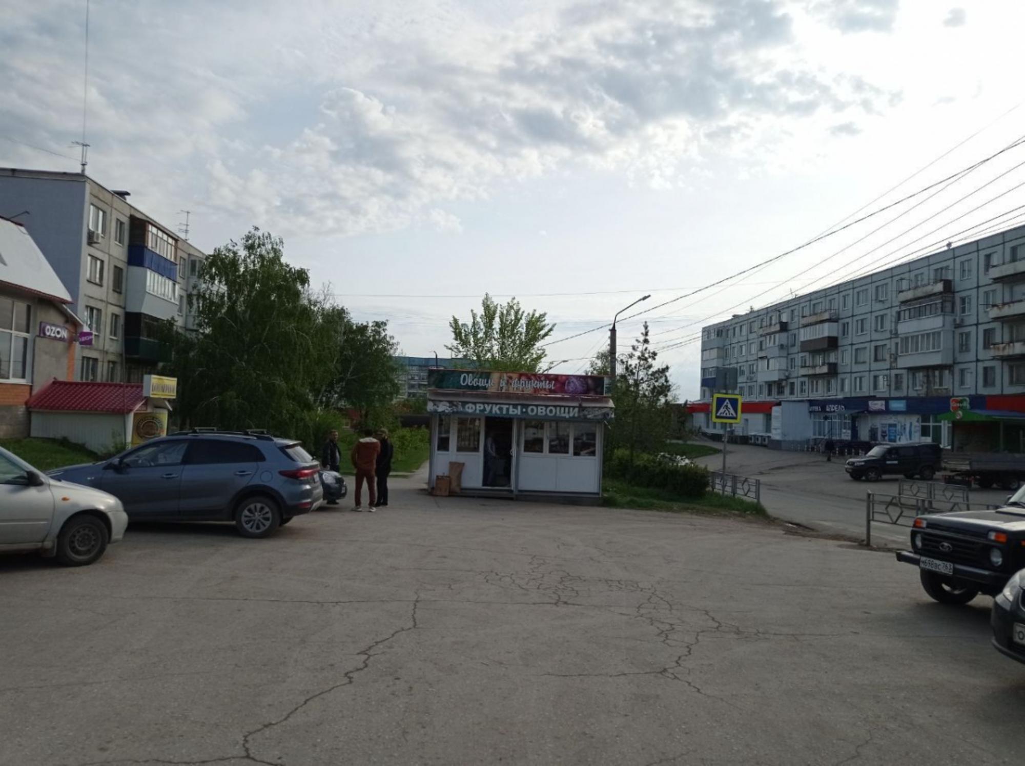 Сдать торговое помещение за 60 000 рублей на г.Кинель, п. Алексеевка,  Невская, 17 б