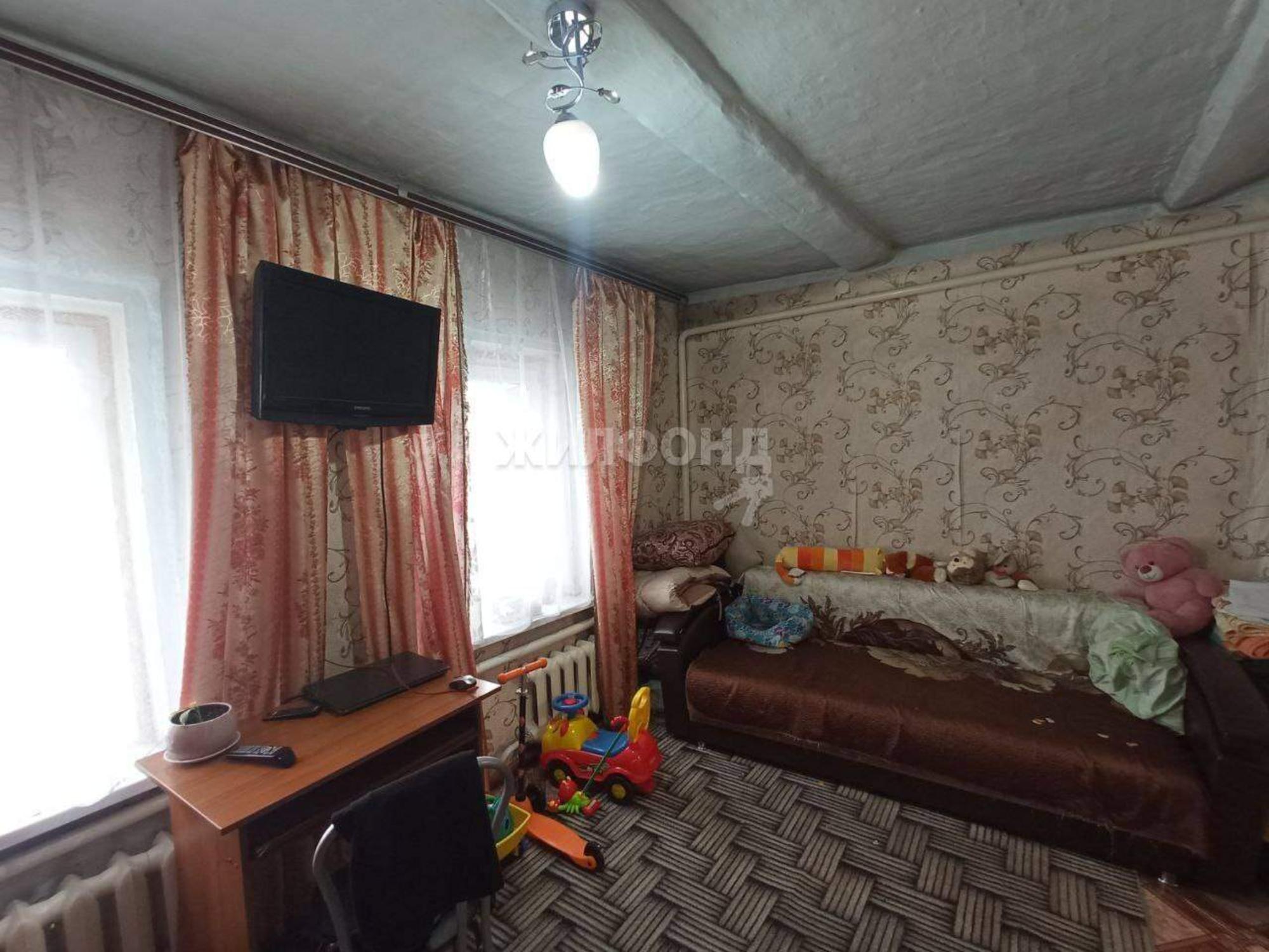 Купить дачу, дом, коттедж за 5 900 000 рублей на Полевая улица