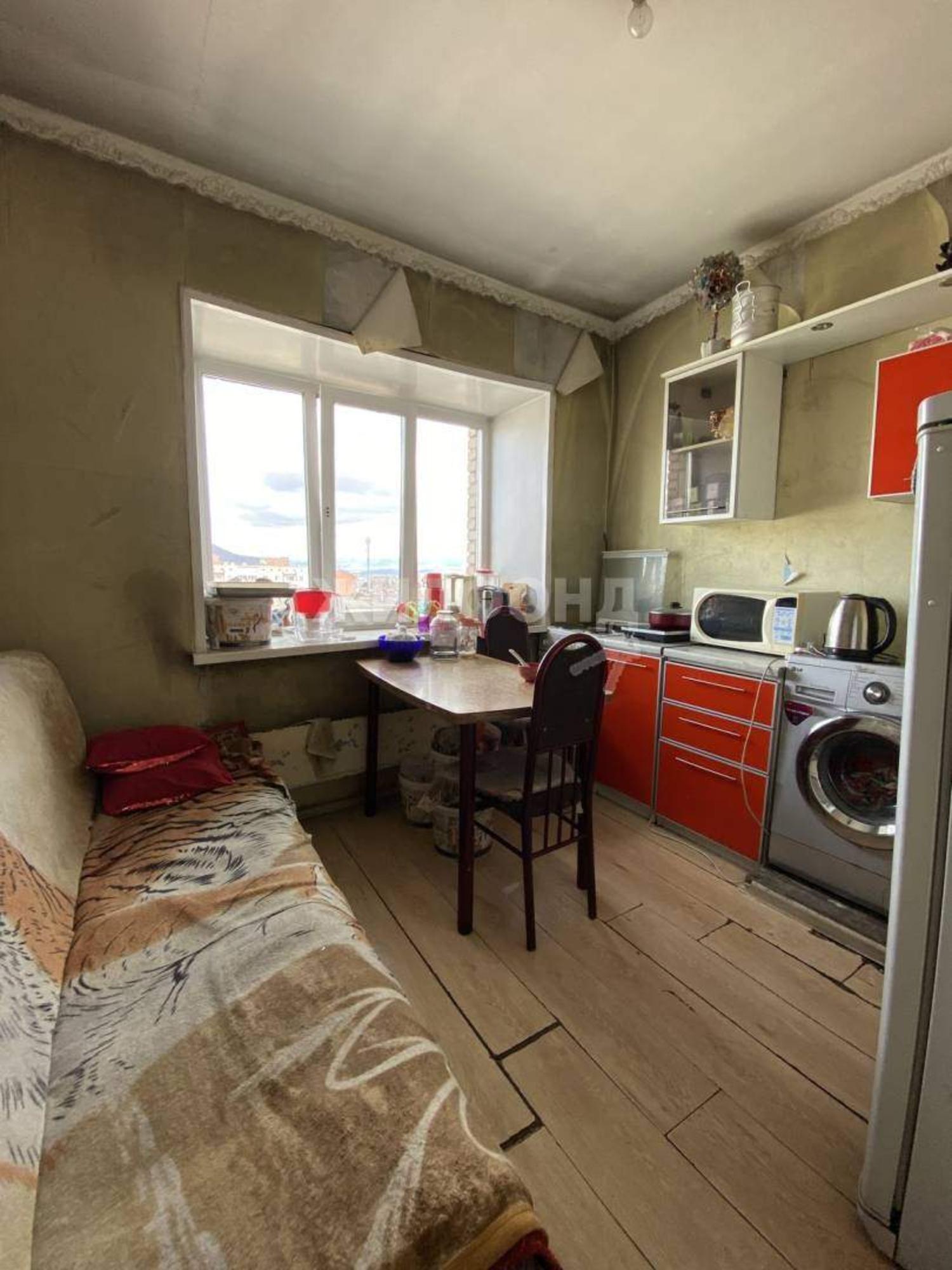 Купить квартиру за 6 855 000 рублей на Калинина улица, д.2б