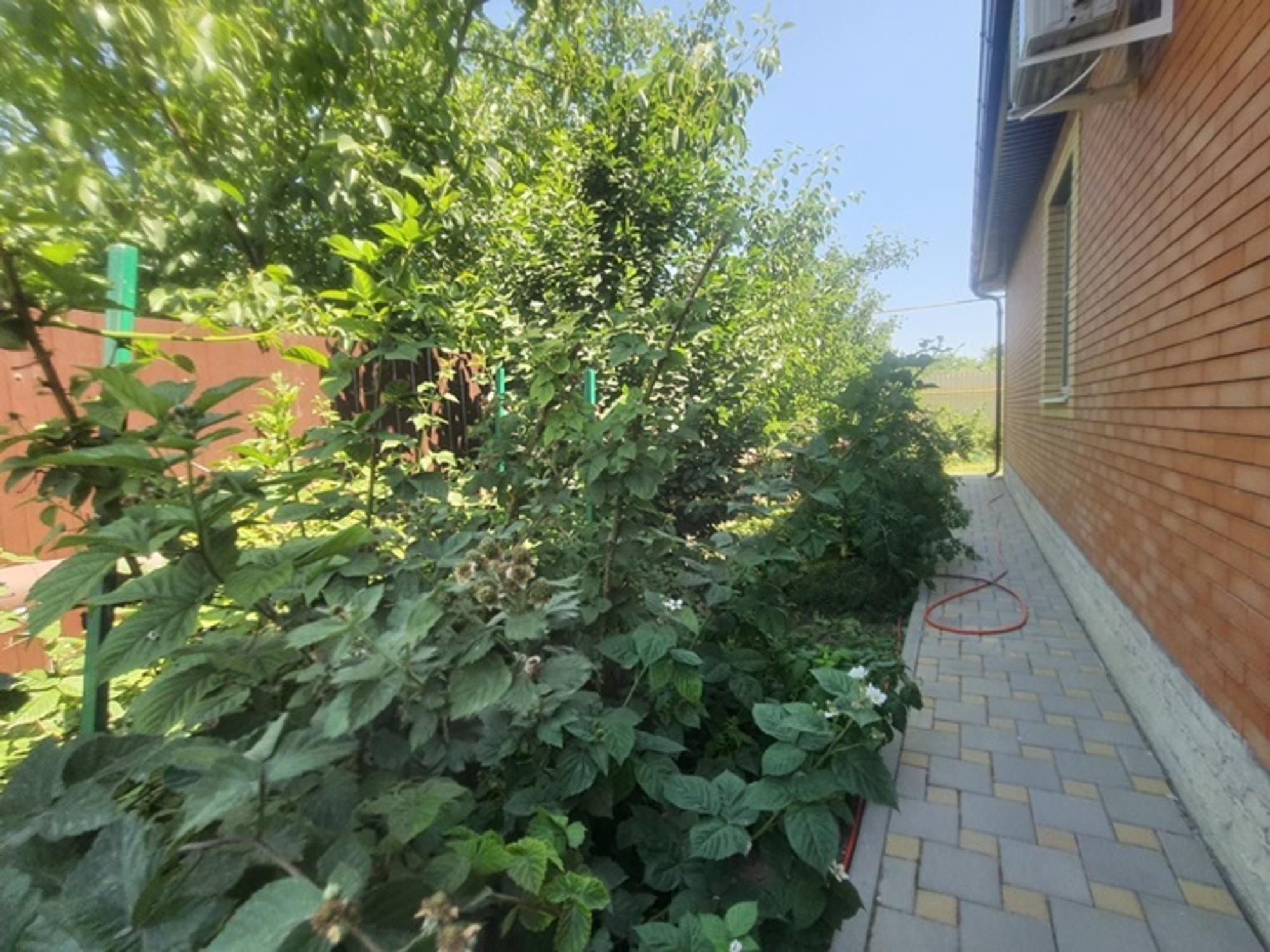 Купить дачу, дом, коттедж за 8 300 000 рублей на Саратовская улица, 789