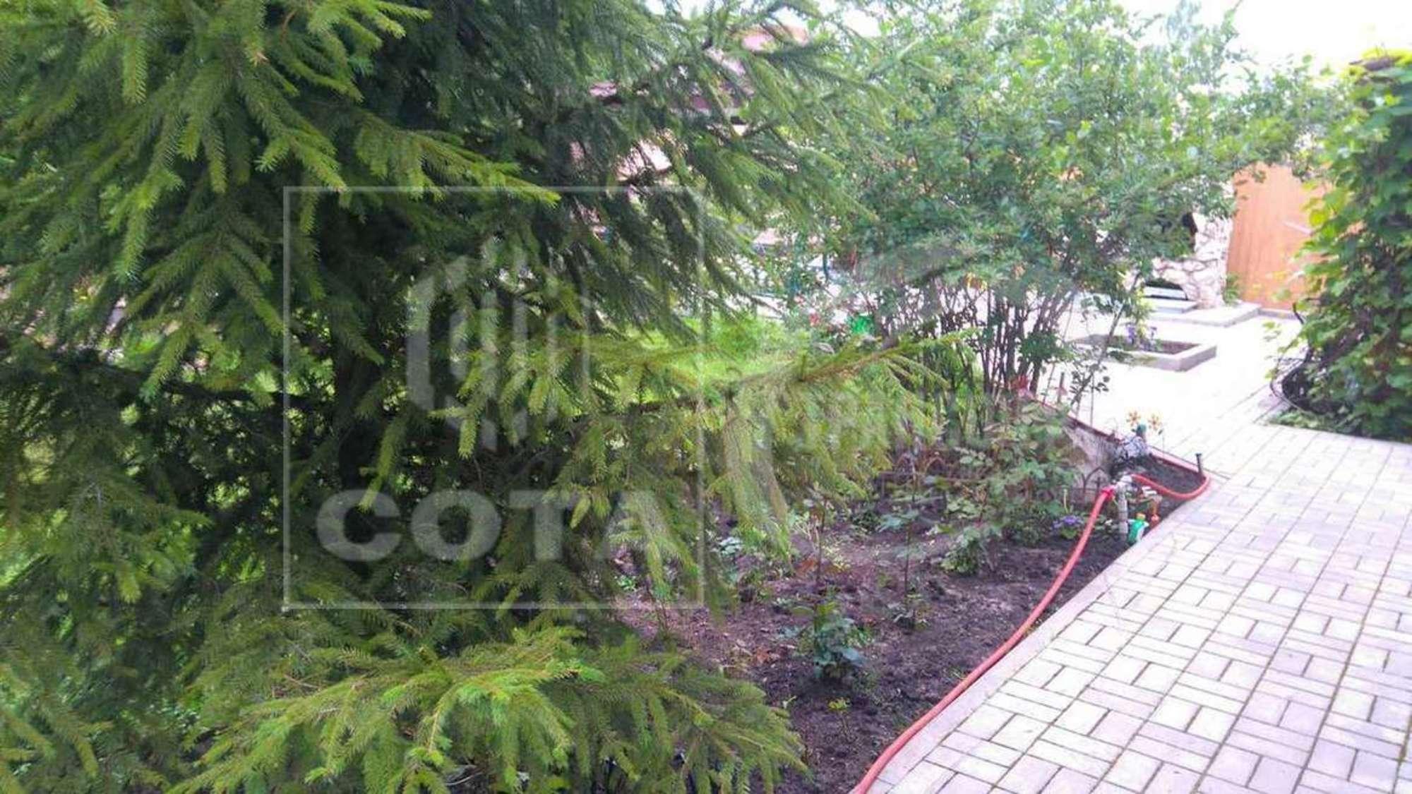 Купить дачу, дом, коттедж за 4 550 000 рублей на Центральная улица