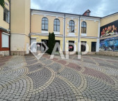 помещение 1100 кв м ул Карла Либкнехта, 59