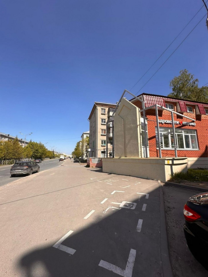 Торговое помещение ул Академика Губкина, 4А