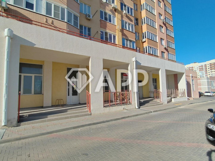 Торговое помещение ул Мурата Ахеджака, 6