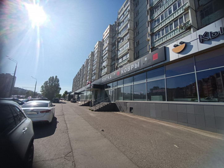Торговое помещение пр-кт Ямашева, 76