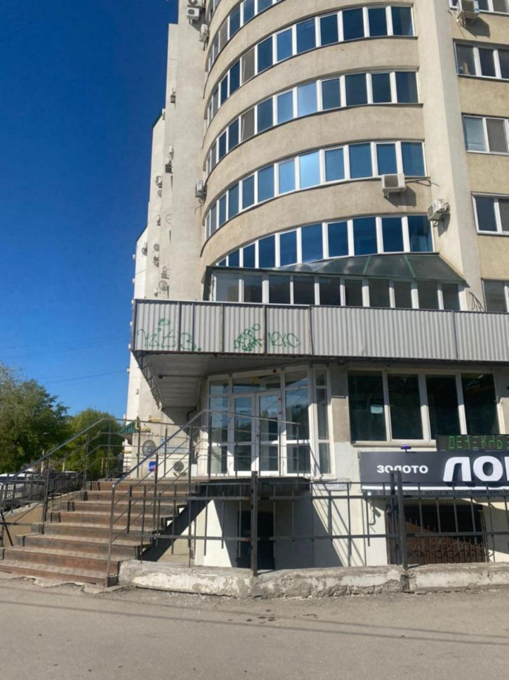 Помещение свободного назначения пр-кт Кирова, 104