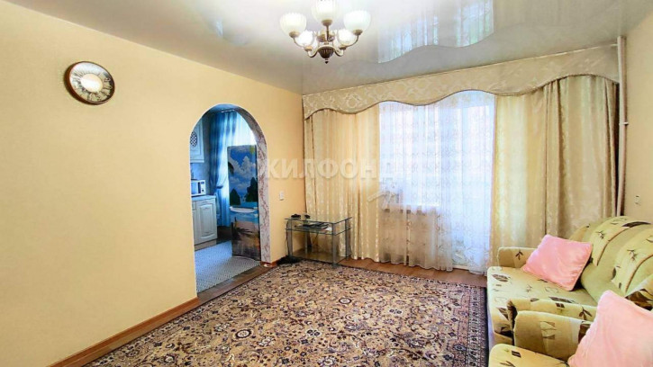 2-комн квартира Дзержинского улица, д.25