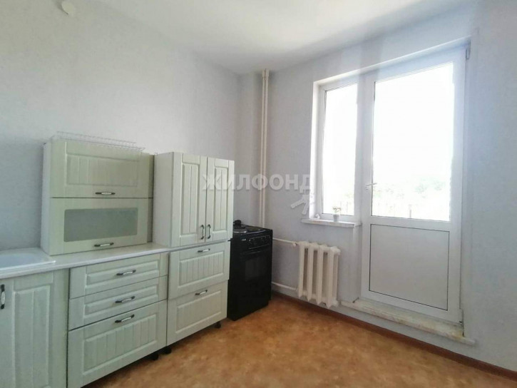 3-комн квартира Дружбы улица, д.37а