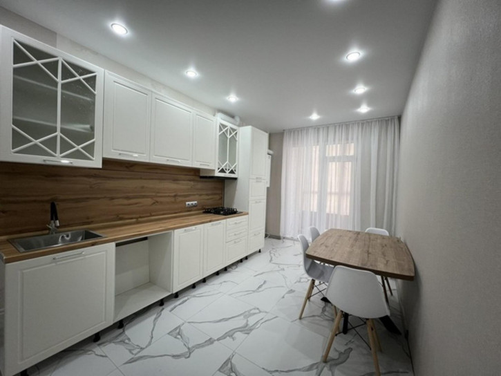 2-комн квартира Комсомольская улица, 101