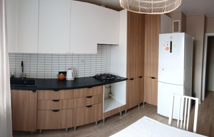 2-комн квартира ушинского улица, 101