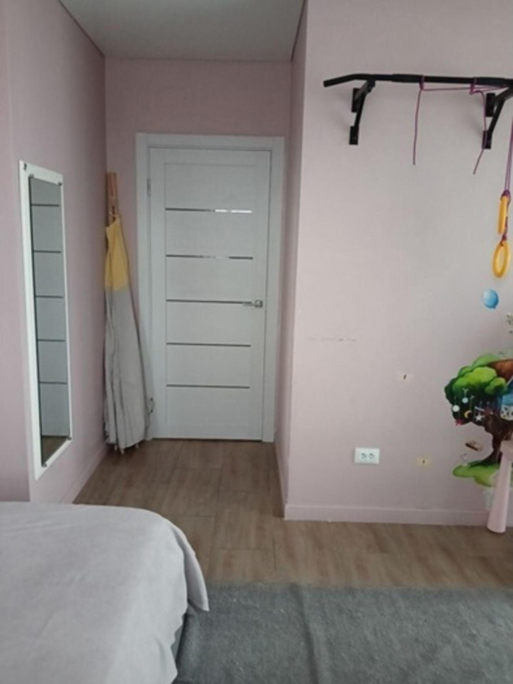 2-комн квартира ушинского улица, 101
