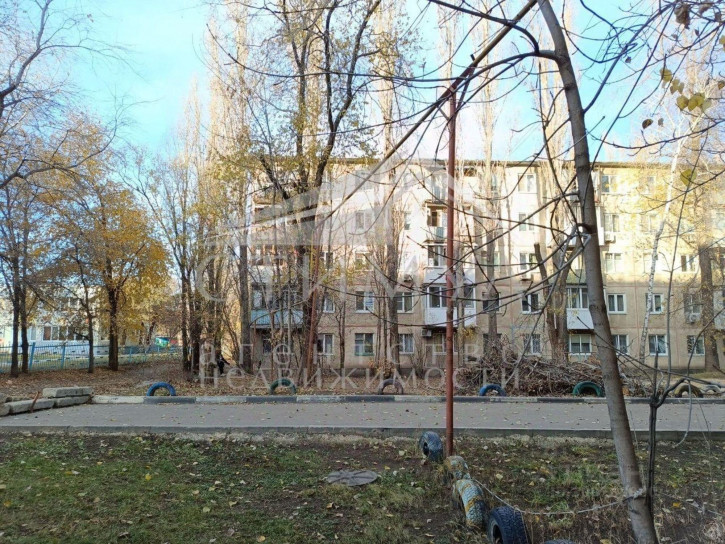 Комната 3-й проезд Строителей, 8А,  д. 8А