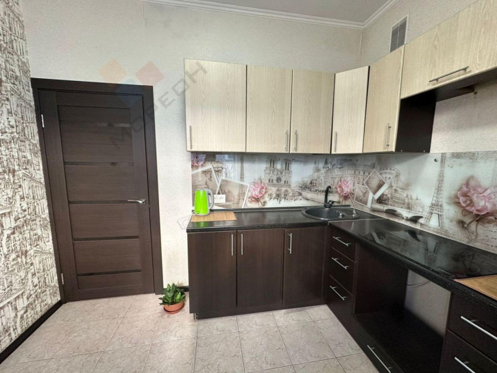 2-комн квартира Апрельская ул, 21