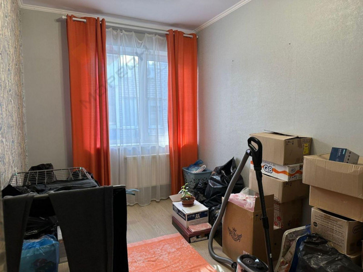 2-комн квартира Апрельская ул, 21