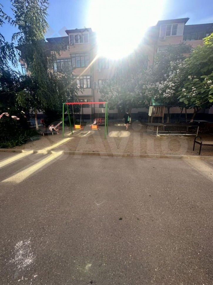 4-комн квартира Симиренко ул, 11
