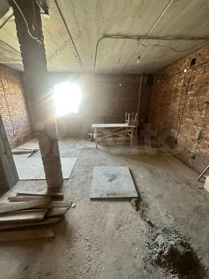 4-комн квартира Симиренко ул, 11