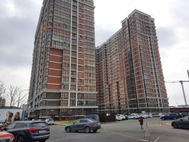 1-комн квартира в новом доме Новороссийская ул, 102/8