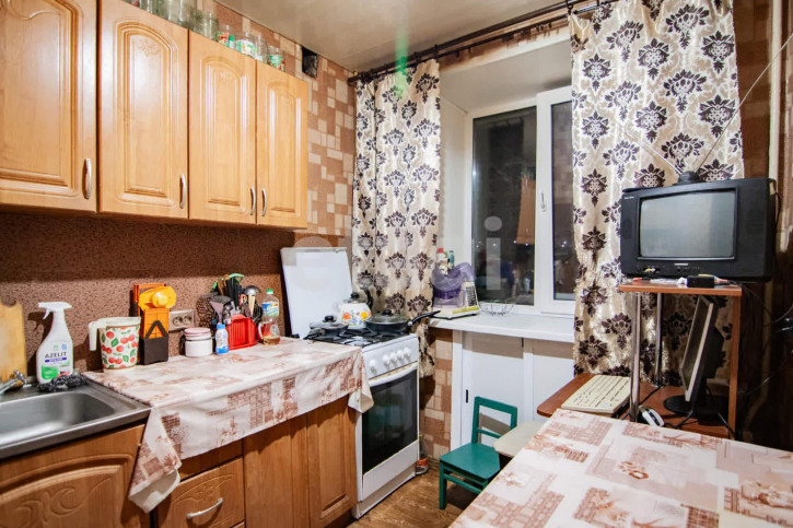 1-комн квартира Профсоюзная, 15