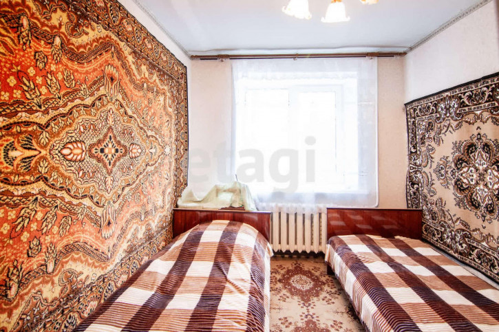 2-комн квартира Геофизиков, 27
