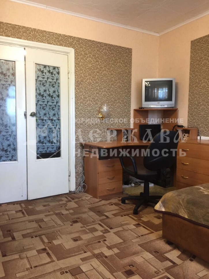 4-комн квартира улица Металлургов