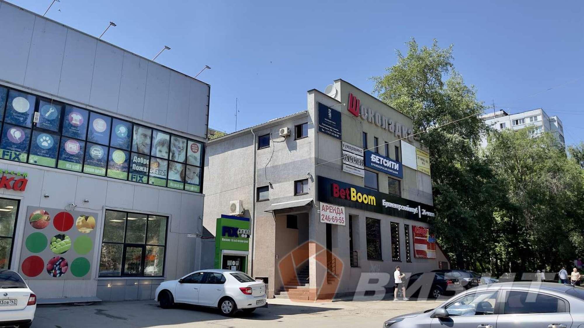 Купить торговое помещение за 9 950 000 рублей на Кирова проспект, 180