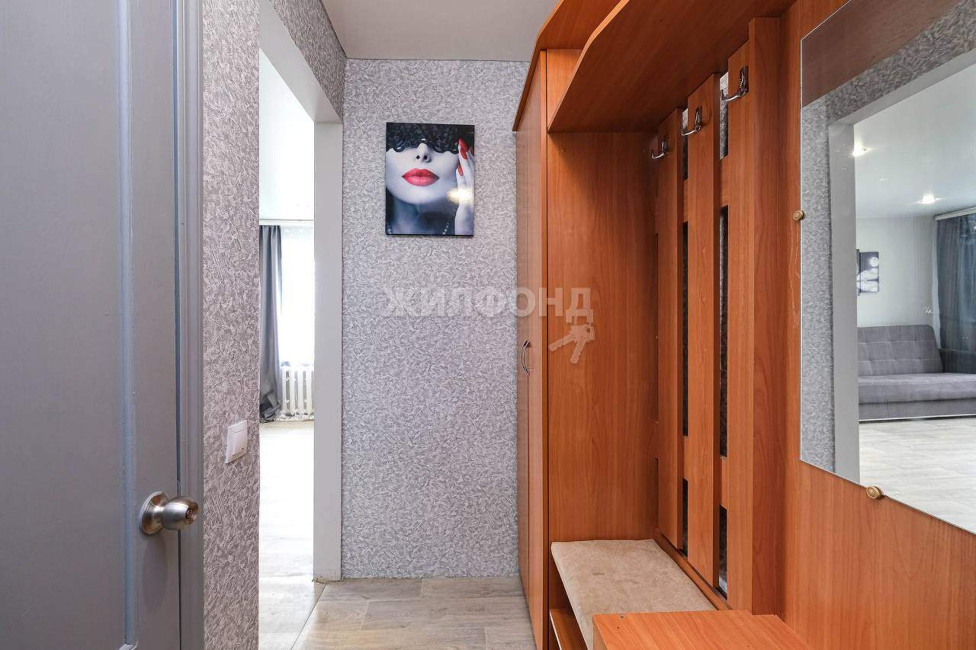 Купить квартиру за 3 300 000 рублей на Оловозаводская улица, д.14 Купить квартиру за 3 300 000 рублей на Оловозаводская улица, д.14