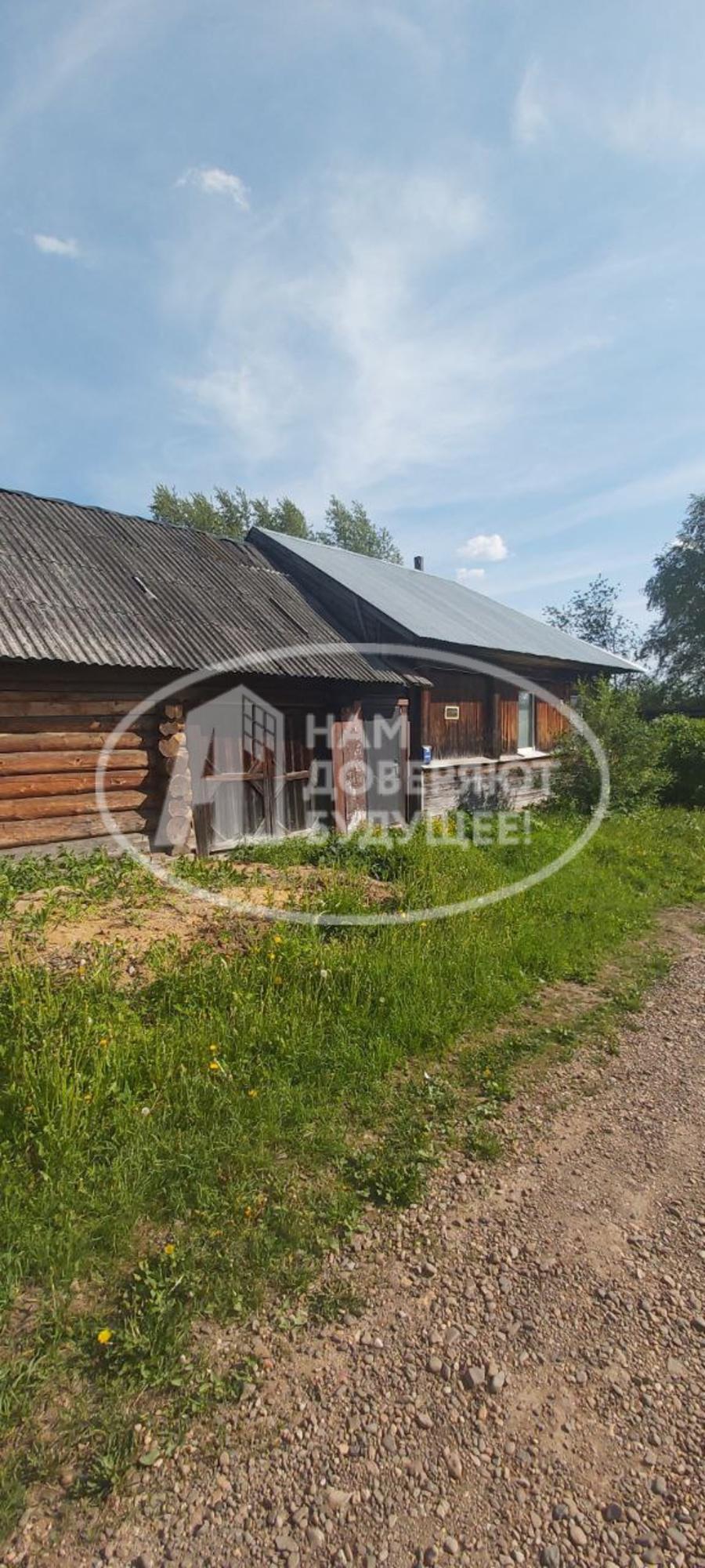 Купить дачу, дом, коттедж за 900 000 рублей на Октябрьская улица, 3
