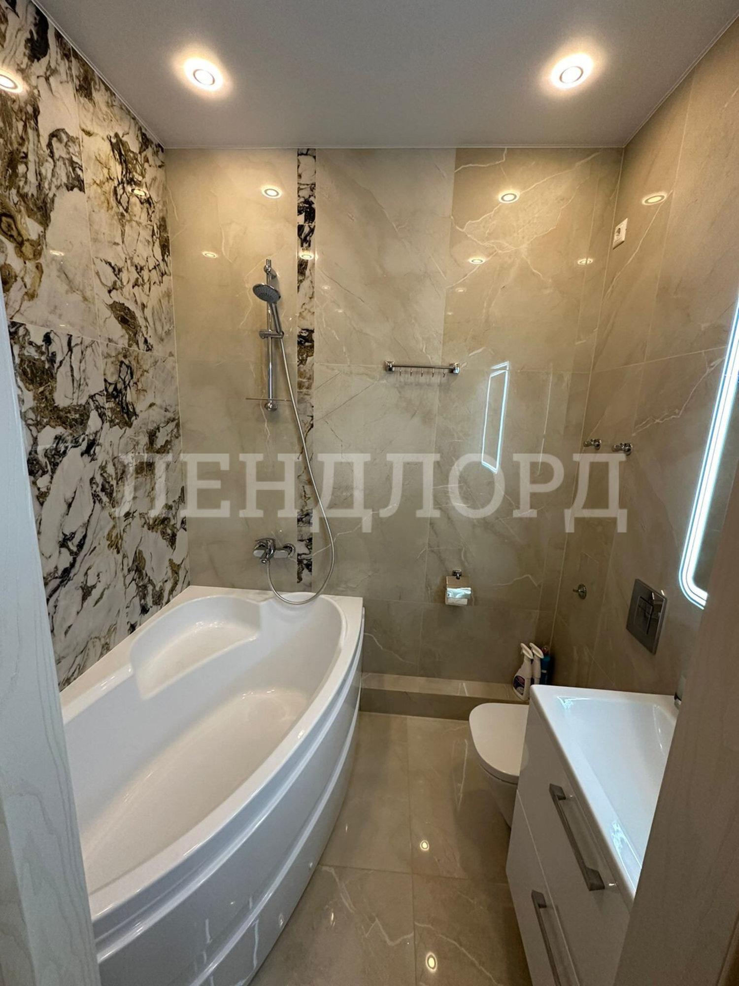 Купить квартиру за 7 600 000 рублей на Доломановский переулок, 128
