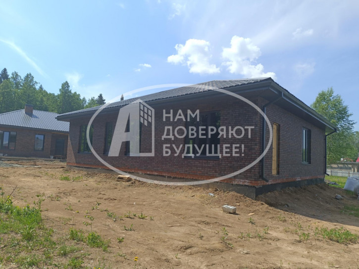Коттедж/дом Вишнёвая улица, 4