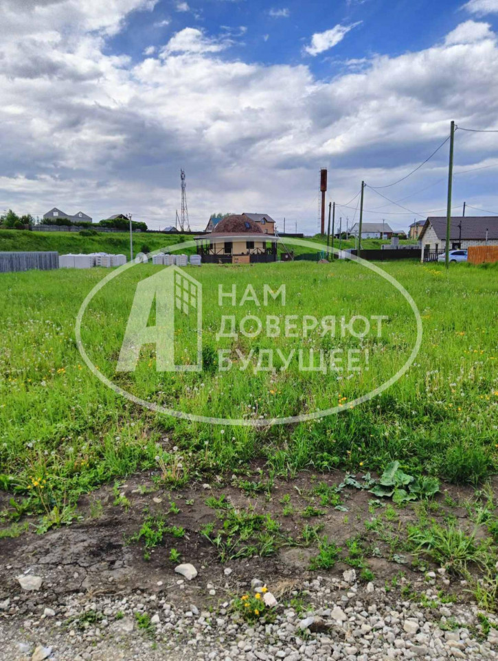 Земельный участок 450 м северо-западнее д. Полетаево
