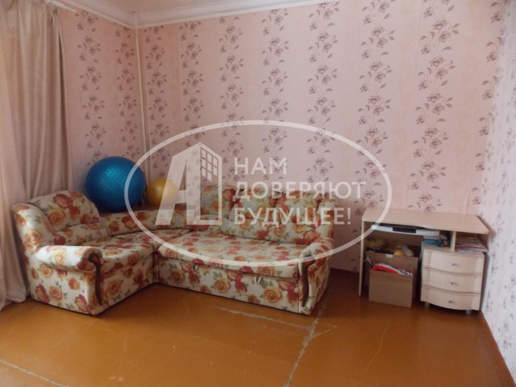 2-комн квартира 2-я Коммунистическая улица, 82