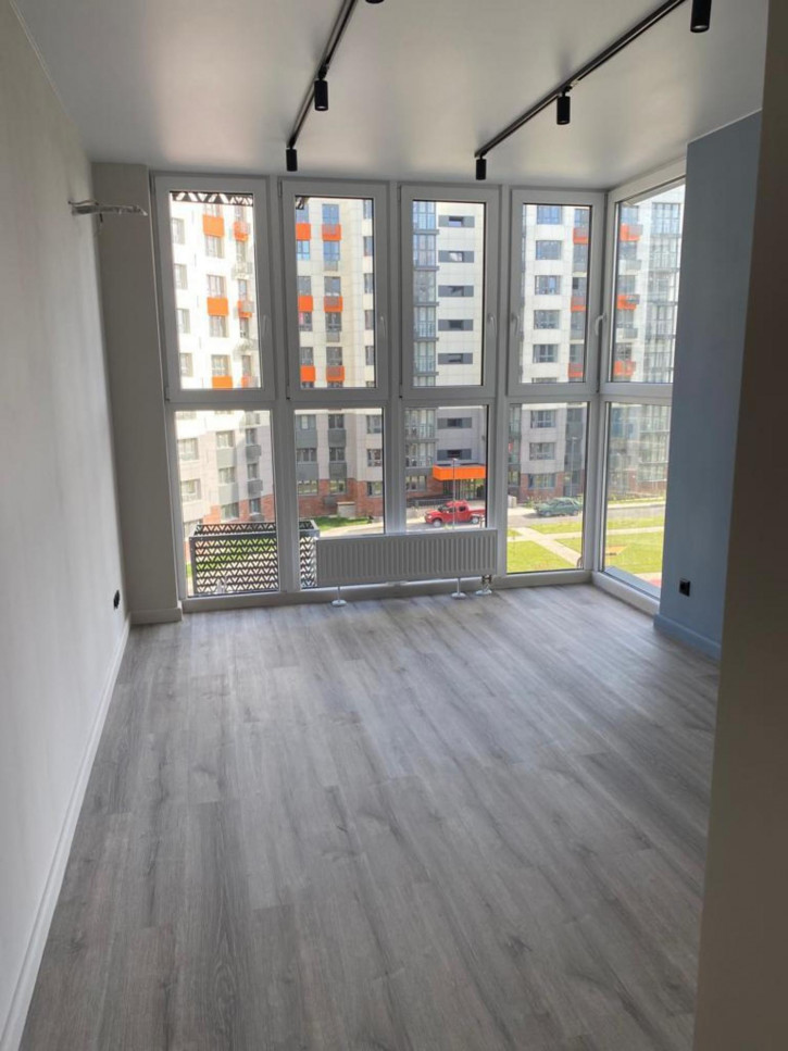 2-комн квартира улица Крылова, 13к3