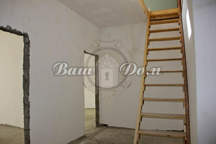 3-комн квартира ул. Туристическая, 3дк2