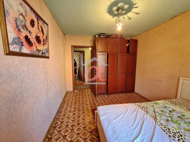 3-комн квартира Химиков проспект, 25