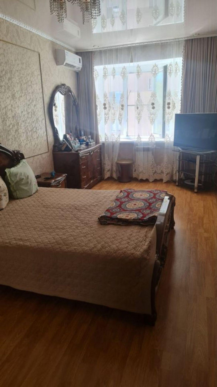 2-комн квартира Гвардейская ул, 23