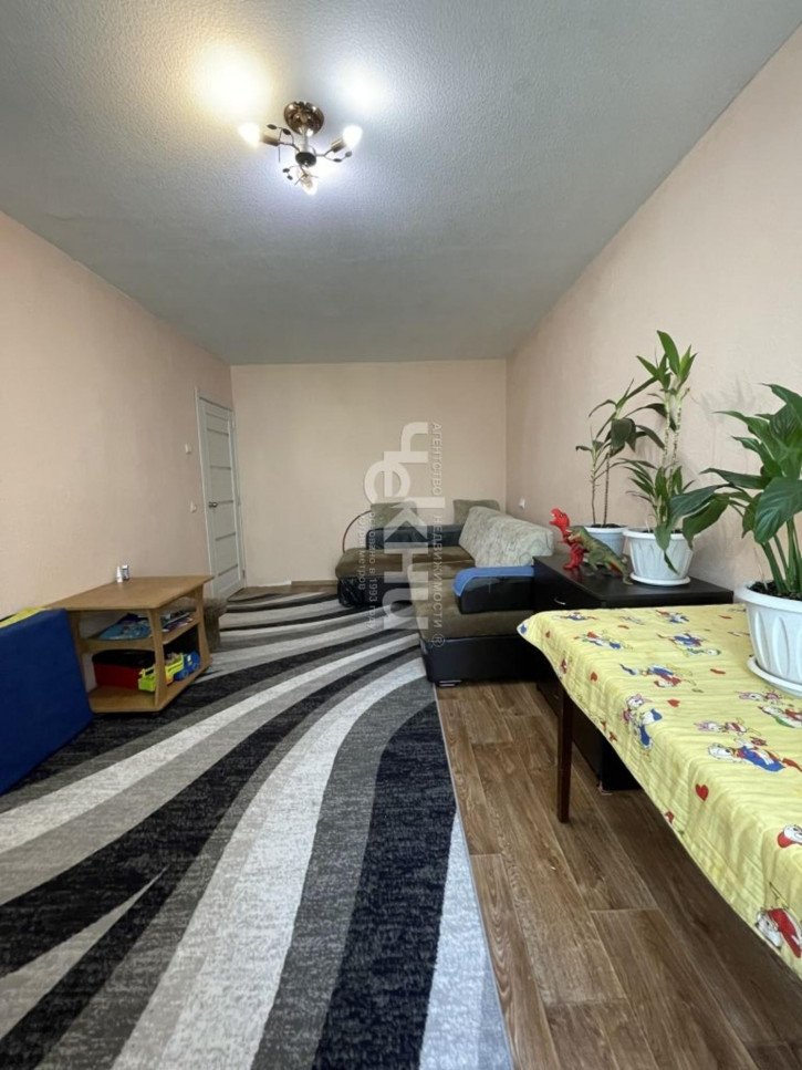 3-комн квартира Автозаводский район