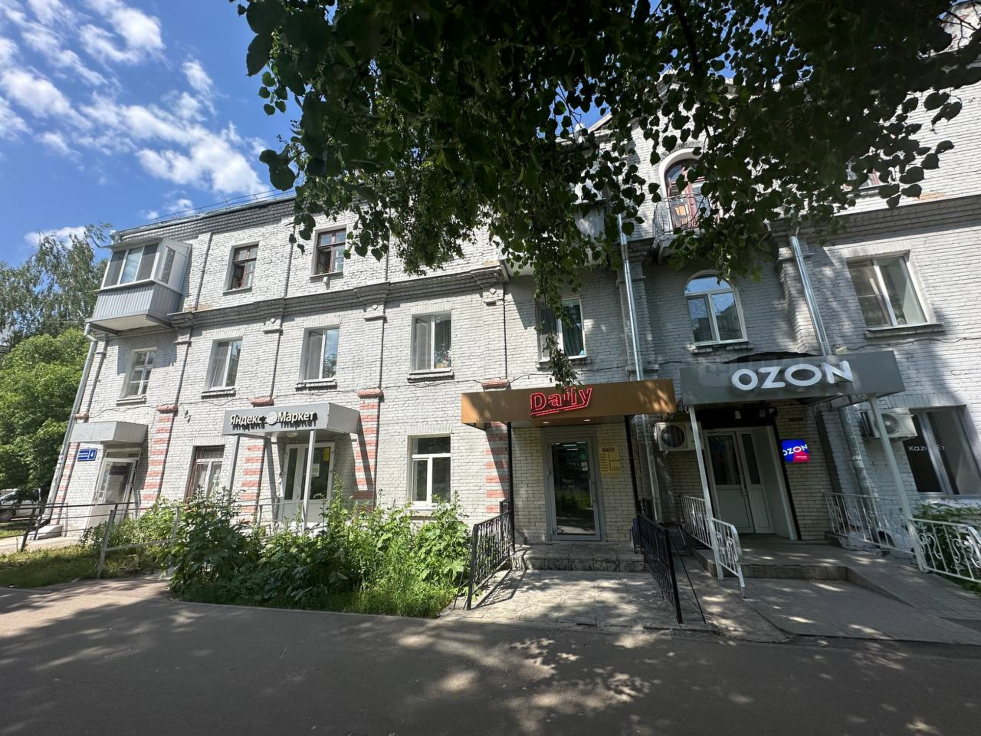 Купить торговое помещение за 9 990 000 рублей на ул. Белинского, дом 4