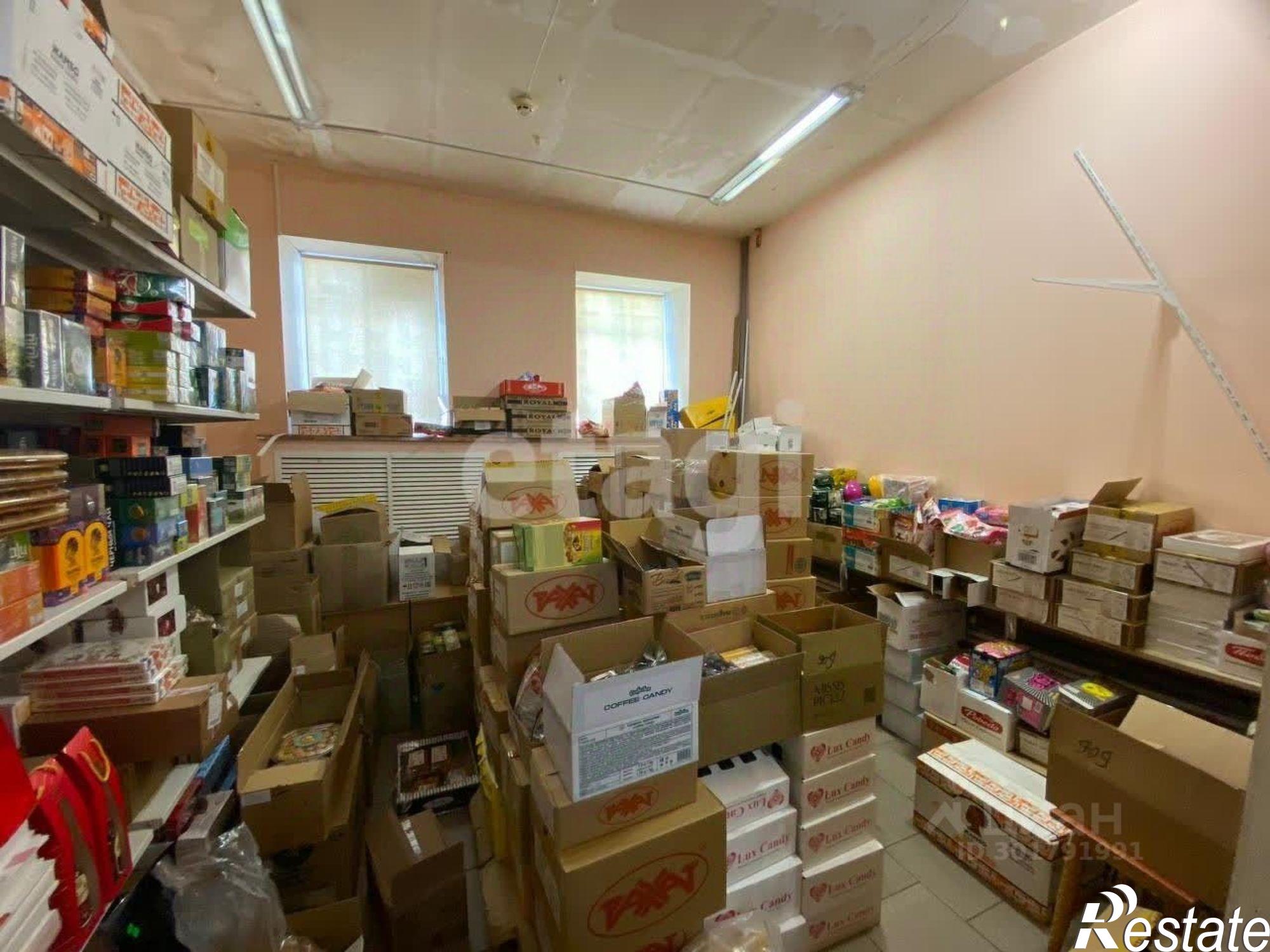 Сдать торговое помещение за 47 302 рублей на улица Симановского, 4