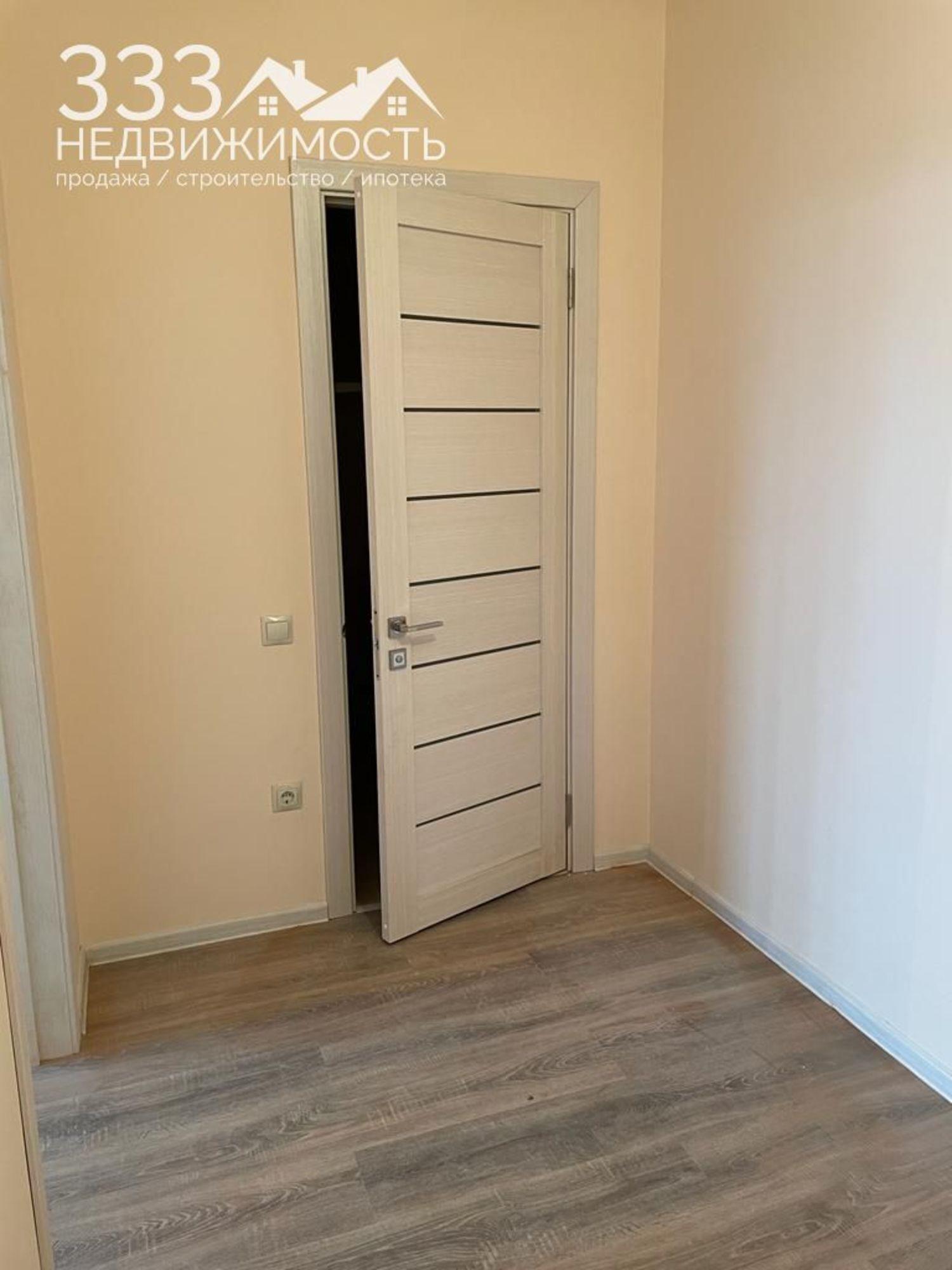 Купить квартиру за 7 758 000 рублей на Курсантов Кировцев ул