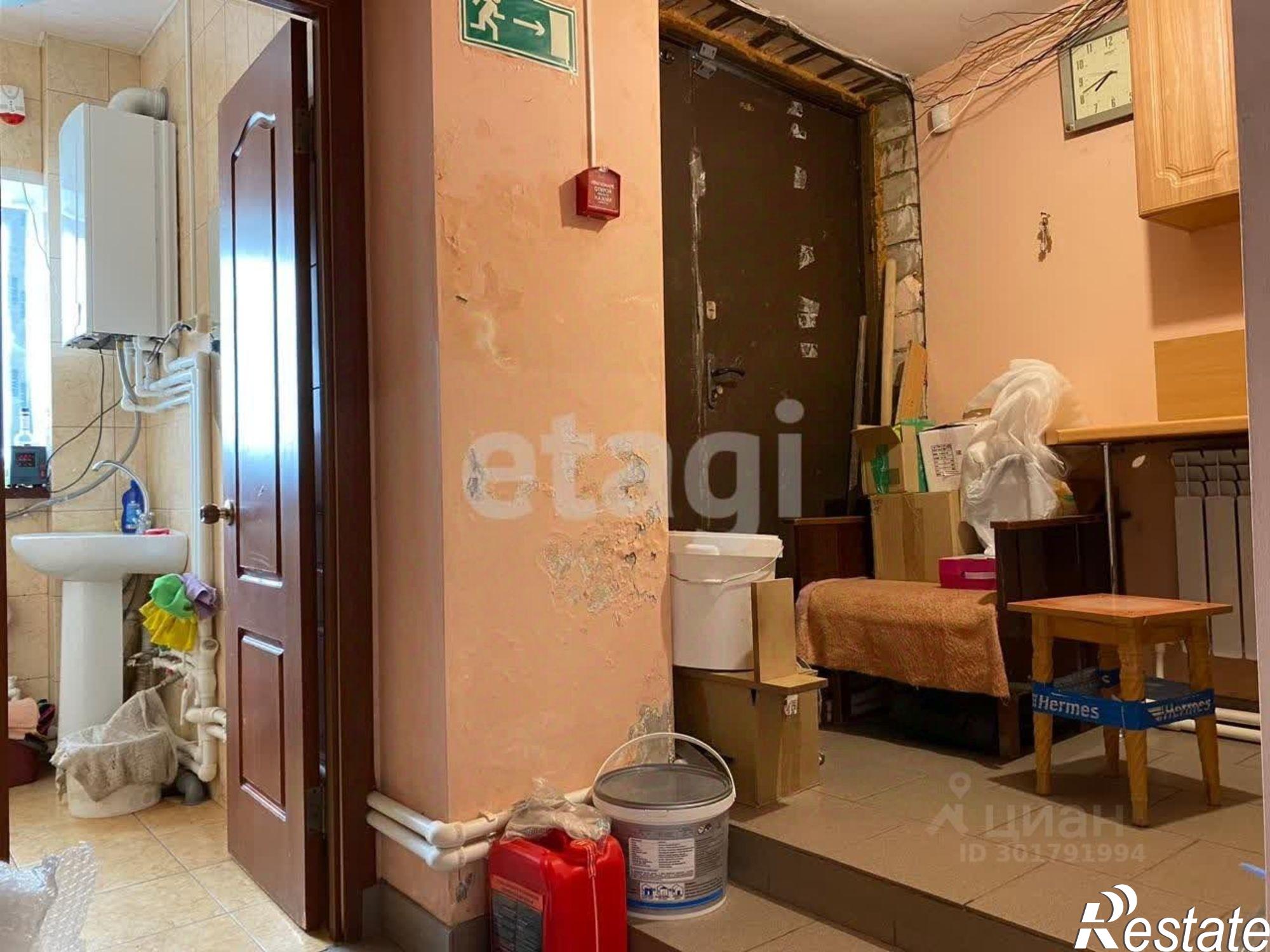 Сдать торговое помещение за 110 000 рублей на ул Симановского, 4