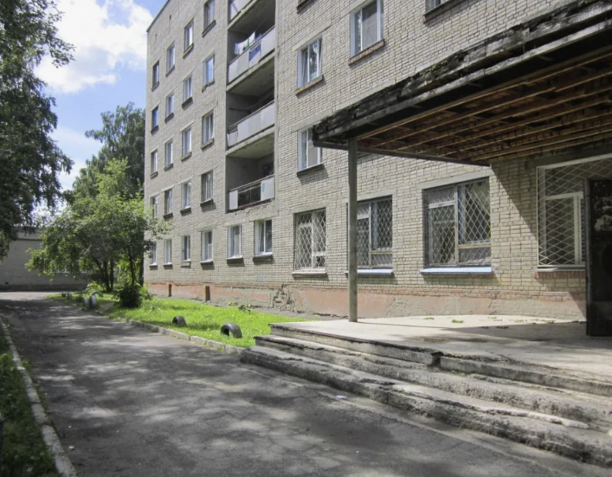 Купить комнату за 950 000 рублей на Боровая, 102