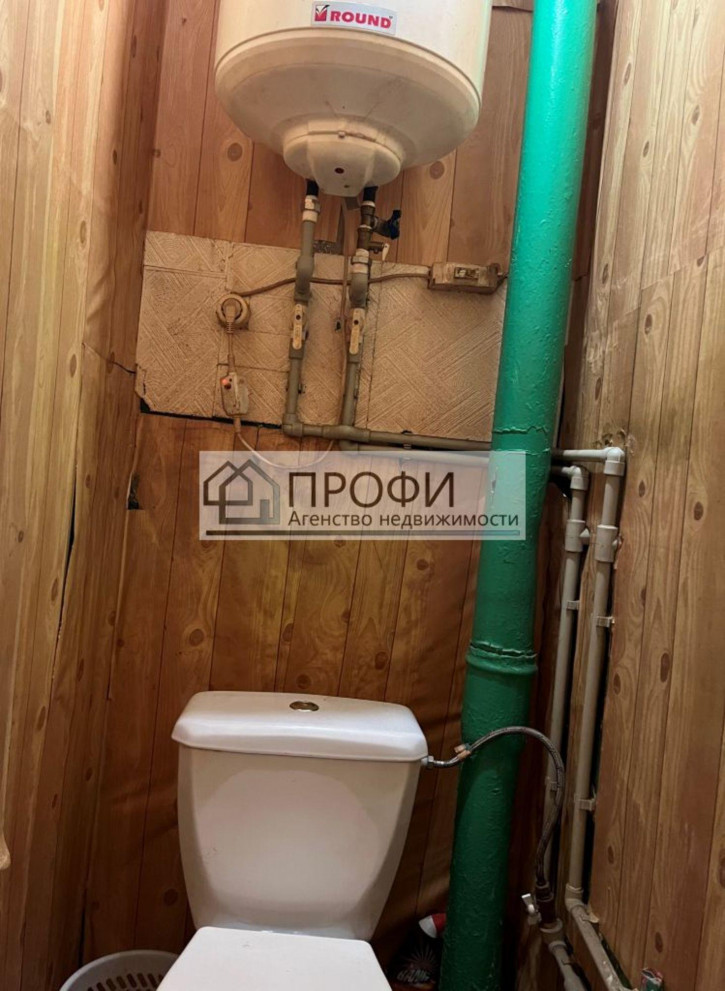 4-комн квартира Ливенская ул, 126