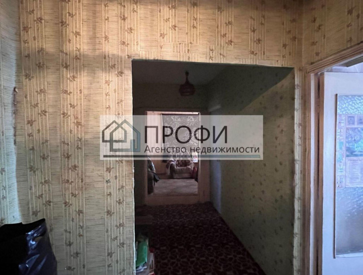 4-комн квартира Ливенская ул, 126