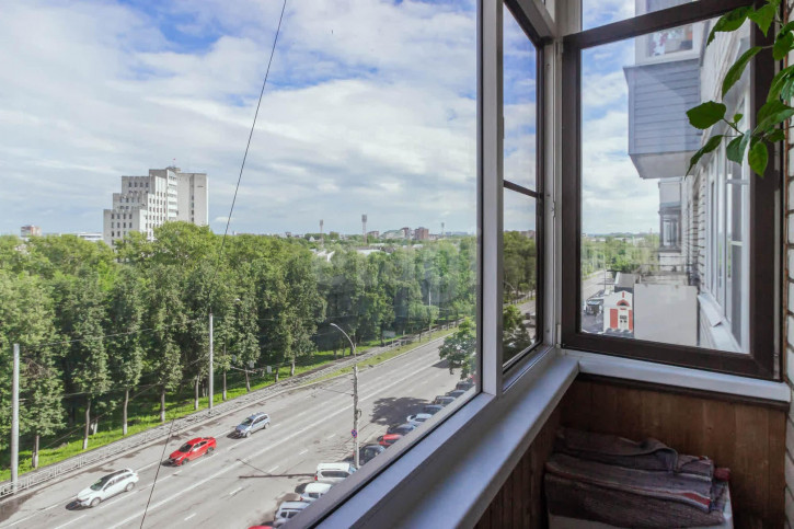 2-комн квартира улица Мира, 38