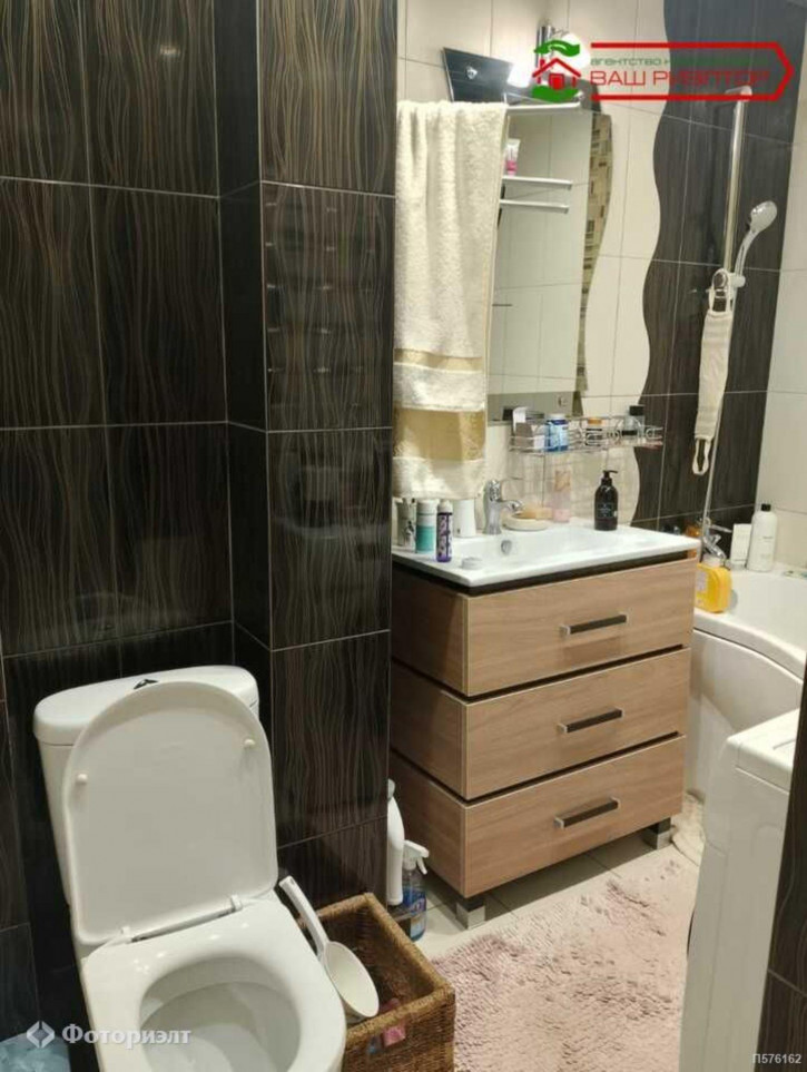 2-комн квартира Тархова ул, 27