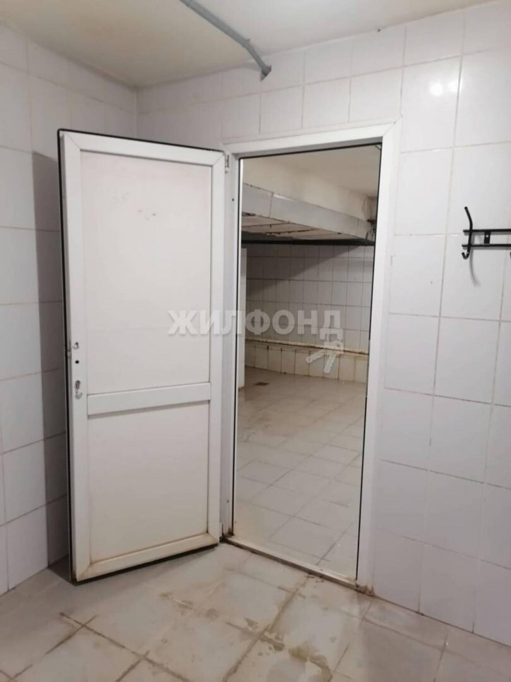 Комната Богдана Хмельницкого, 32