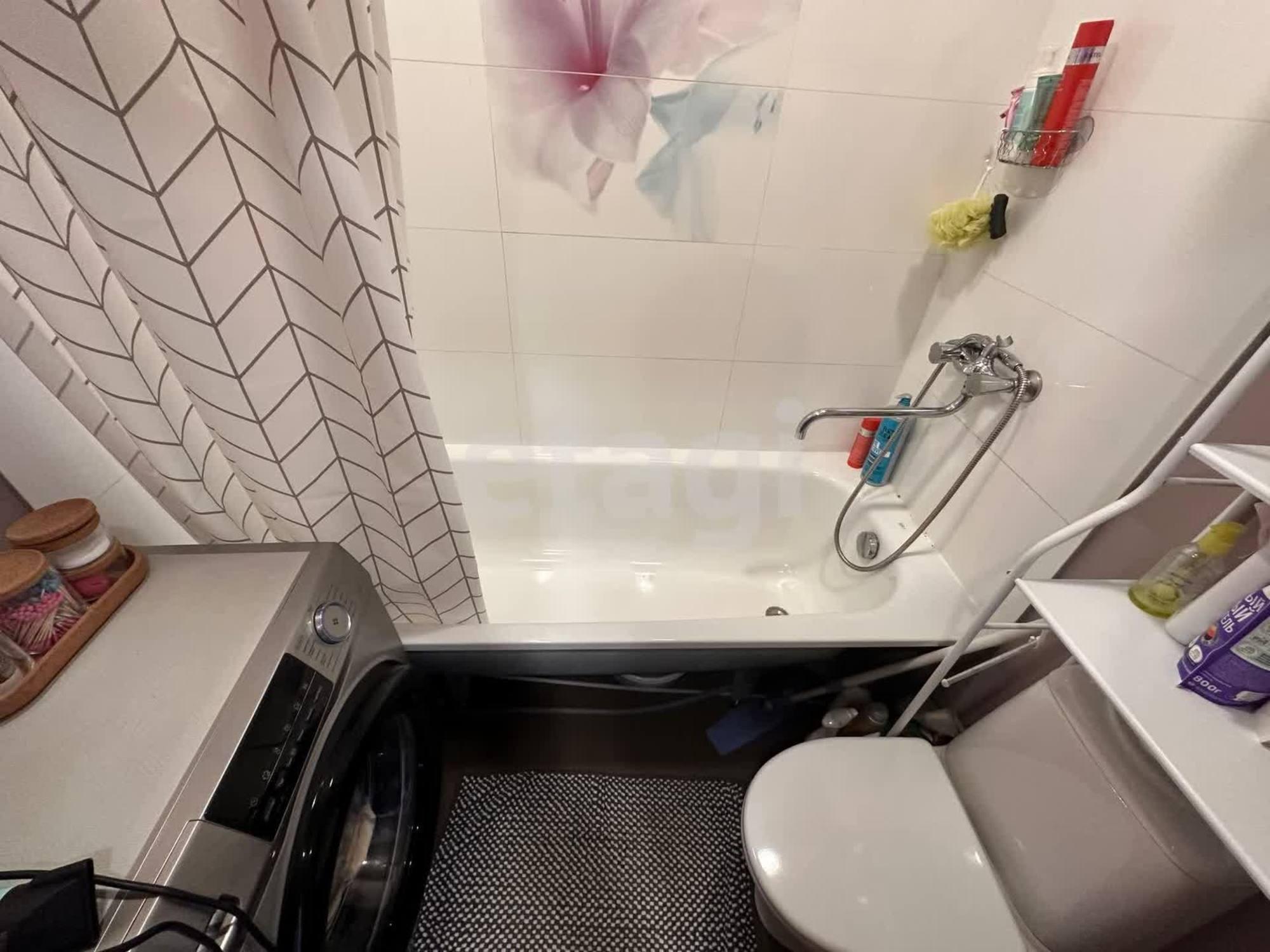 Купить дачу, дом, коттедж за 3 200 000 рублей на Тихая, 5