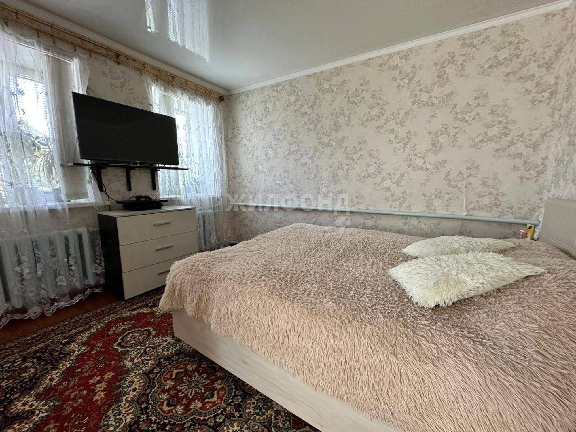 Купить дачу, дом, коттедж за 4 500 000 рублей на Чкалова улица